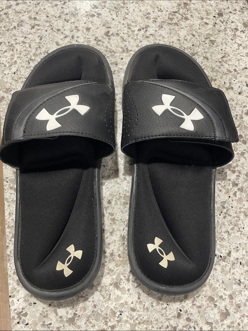 Under Armour Black Kids 6Y Slide Sandals with White Logos